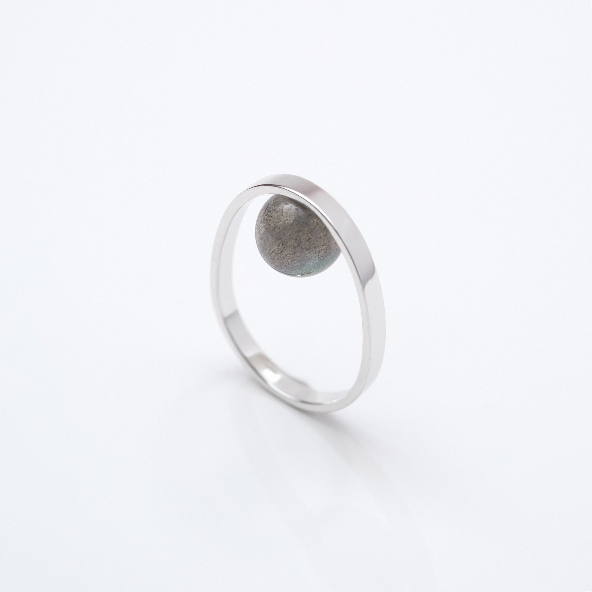 【MADE TO ORDER】EGG RING LABRADORITE