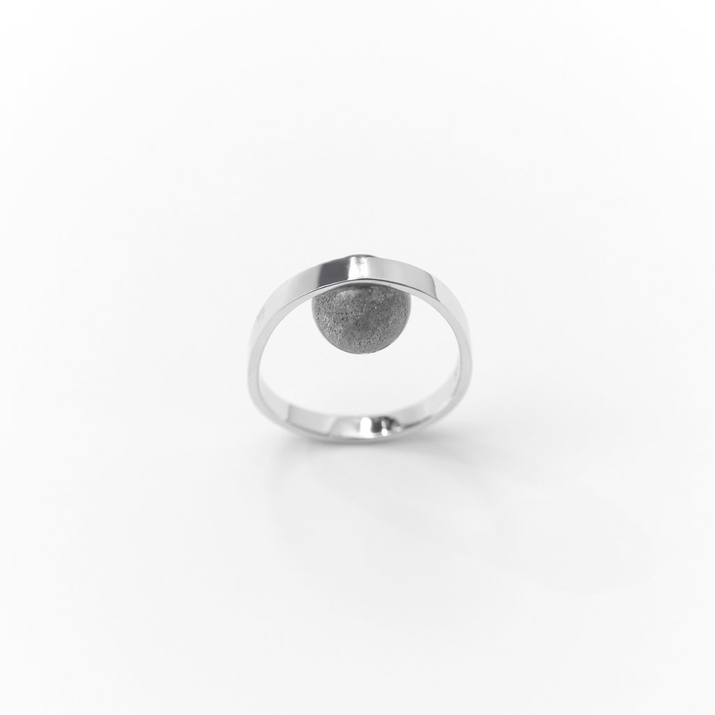【MADE TO ORDER】EGG RING LABRADORITE