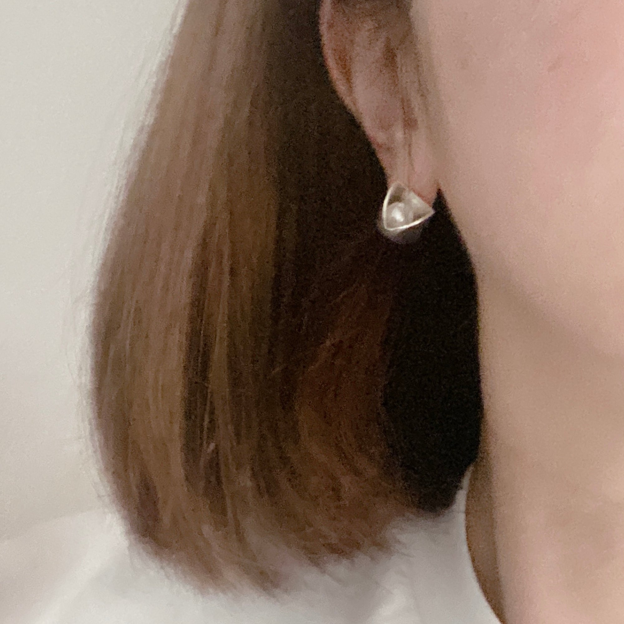 【MADE TO ORDER】PYRAMID PIERCED EARRINGS ONYX