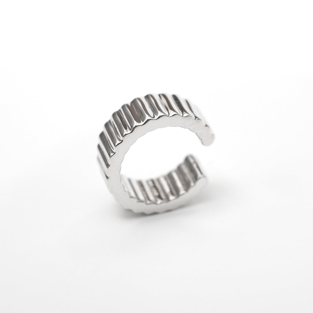 STRIPES EAR CUFF