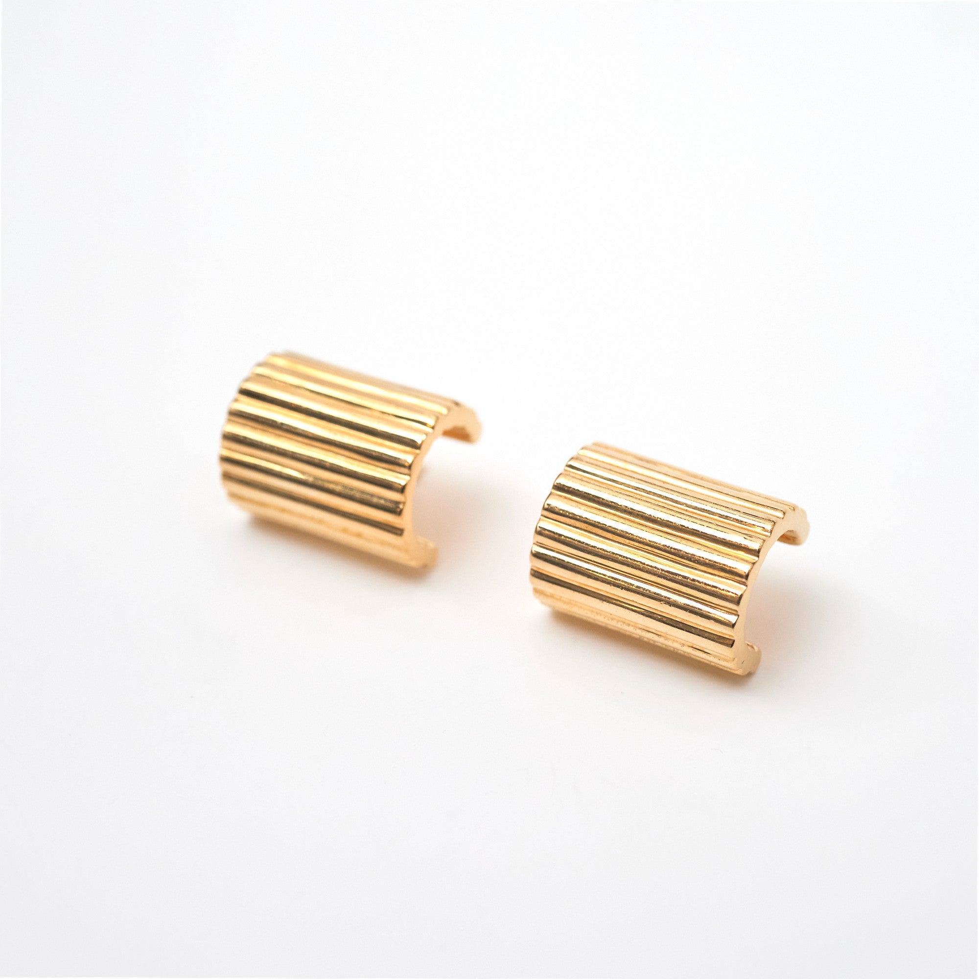 STRIPES PIERCED EARRINGS