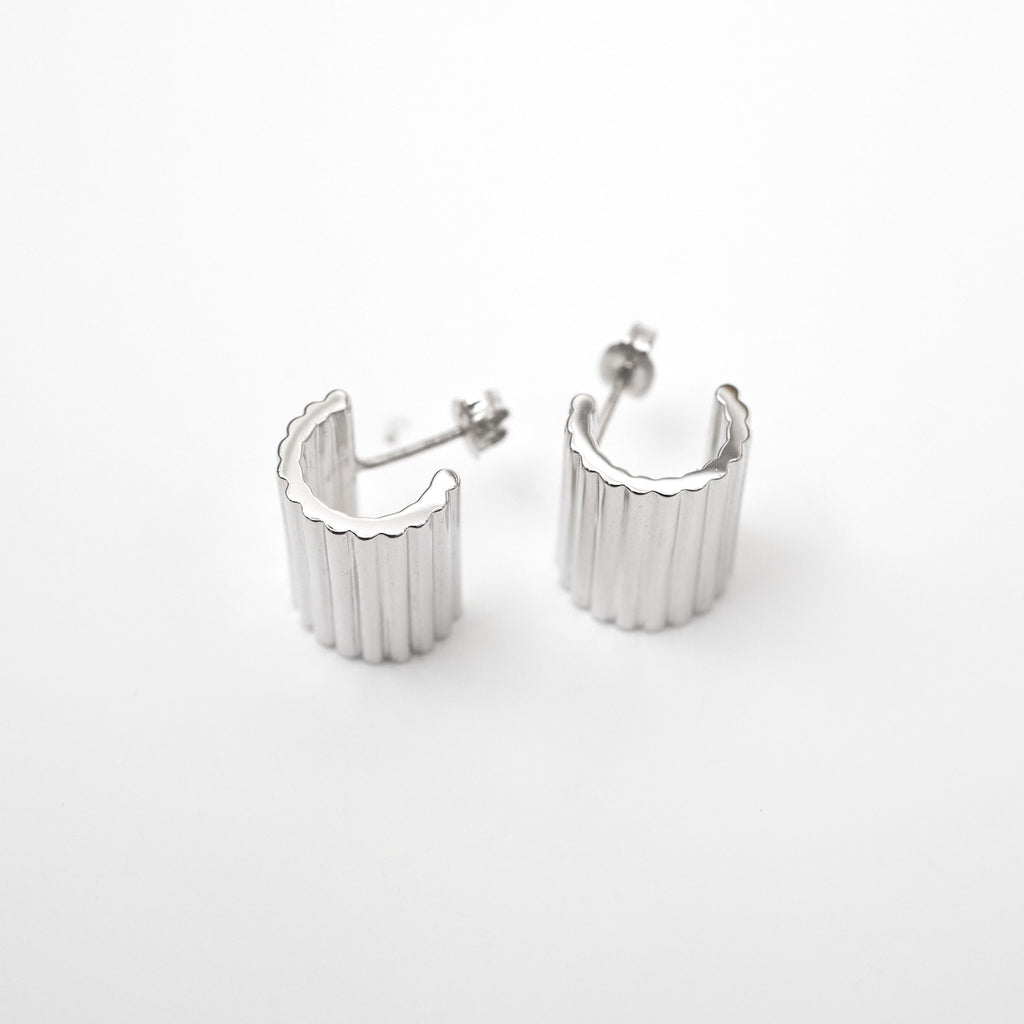 STRIPES PIERCED EARRINGS
